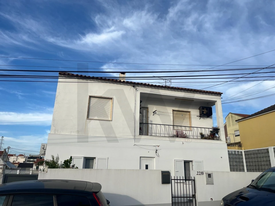 Moradia T5 para Venda em Quinta do Conde Foto 1