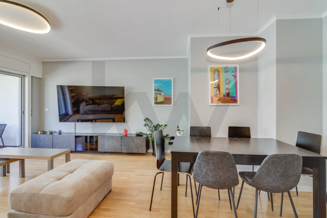 Apartamento T2 para Arrendamento em Lumiar Foto 3