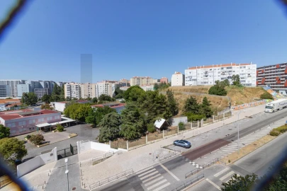 Apartamento T2 para Arrendamento em Lumiar