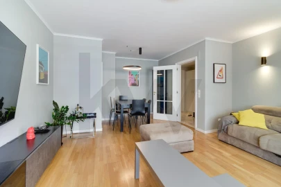 Apartamento T2 para Arrendamento em Lumiar