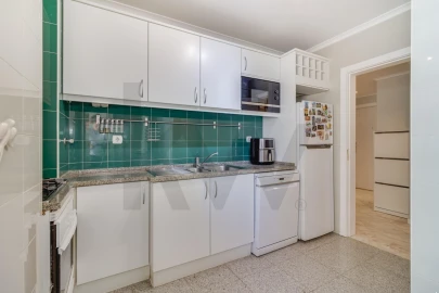Apartamento T2 para Arrendamento em Lumiar