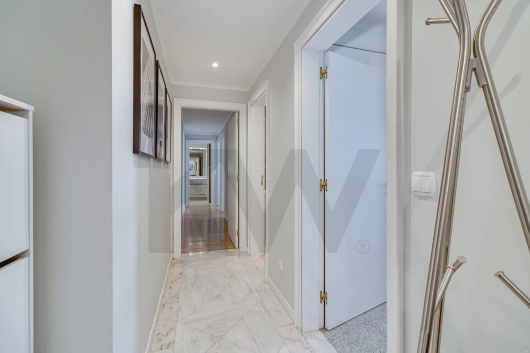 Apartamento T2 para Arrendamento em Lumiar Foto 16