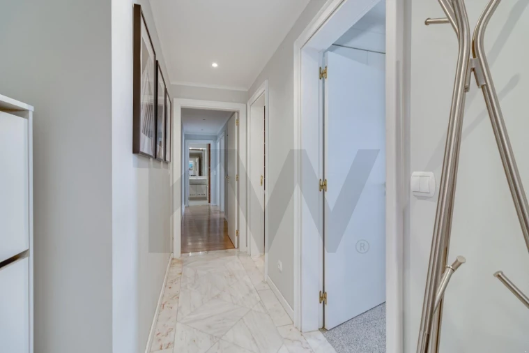 Apartamento T2 para Arrendamento em Lumiar Foto 16