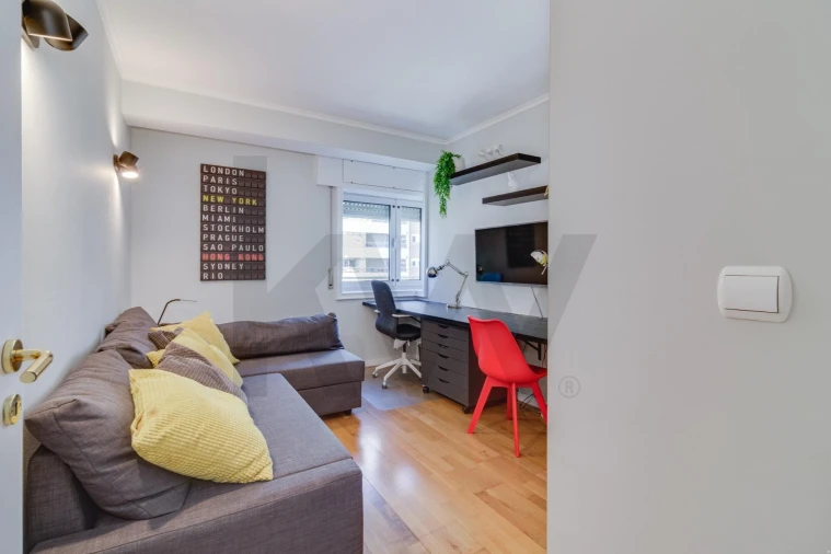Apartamento T2 para Arrendamento em Lumiar Foto 18