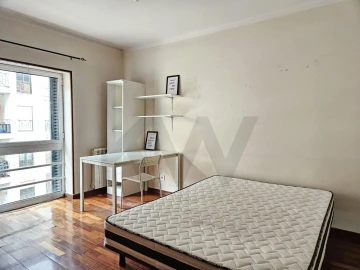 Apartamento T2 para Arrendamento em São Martinho do Bispo e Ribeira de Frades