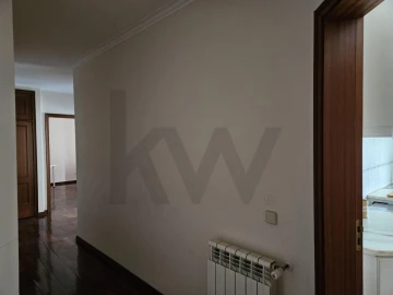 Apartamento T2 para Arrendamento em São Martinho do Bispo e Ribeira de Frades