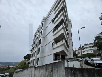 Apartamento T2 para Arrendamento em São Martinho do Bispo e Ribeira de Frades