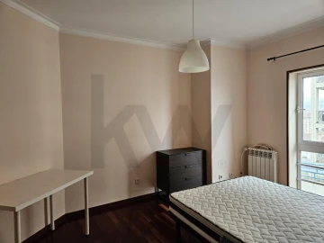 Apartamento T2 para Arrendamento em São Martinho do Bispo e Ribeira de Frades
