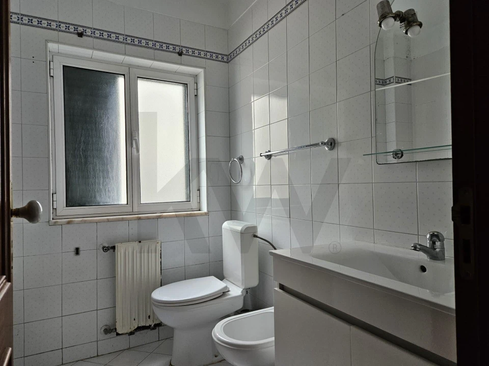 Apartamento T2 para Arrendamento em São Martinho do Bispo e Ribeira de Frades Foto 13