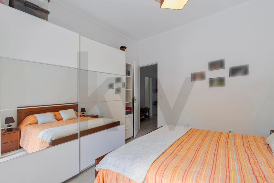 Apartamento T2 para Venda em Amora Foto 24