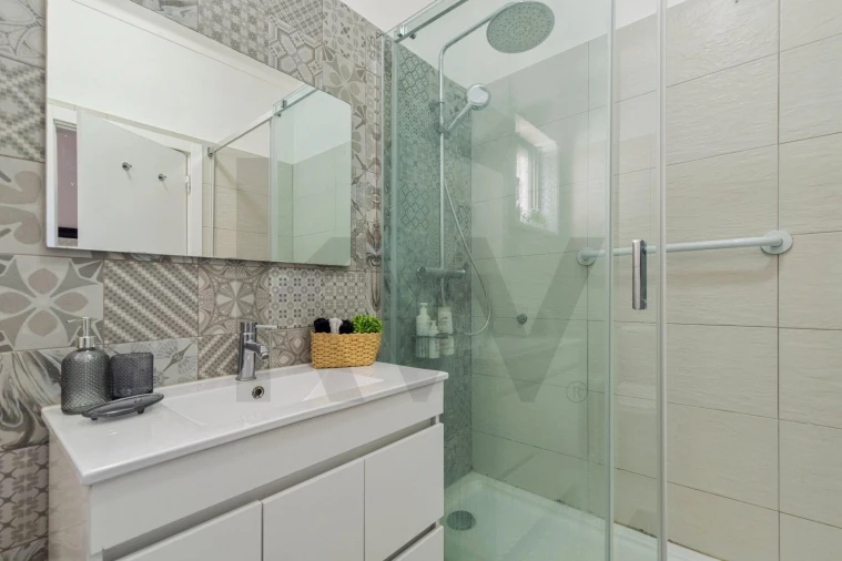 Apartamento T2 para Venda em Amora Foto 14