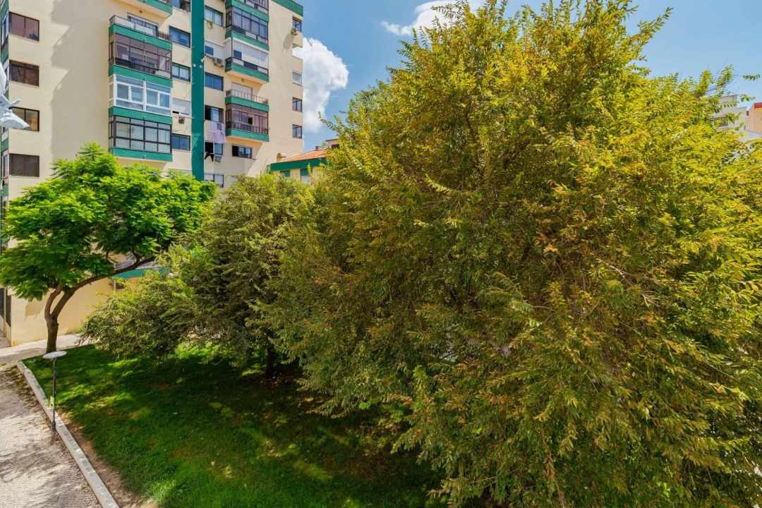 Apartamento T2 para Venda em Amora Foto 21
