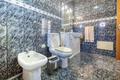 Apartamento T3 para Venda em Santa Maria da Feira, Travanca, Sanfins e Espargo