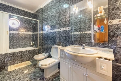 Apartamento T3 para Venda em Santa Maria da Feira, Travanca, Sanfins e Espargo
