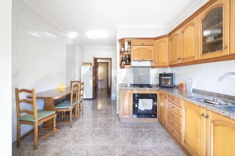 Apartamento T3 para Venda em Santa Maria da Feira, Travanca, Sanfins e Espargo Foto 4