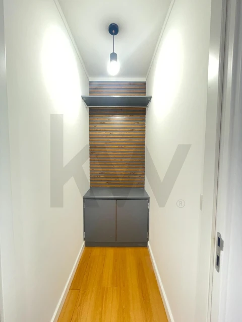 Apartamento T1 para Arrendamento em Santa Maria Maior