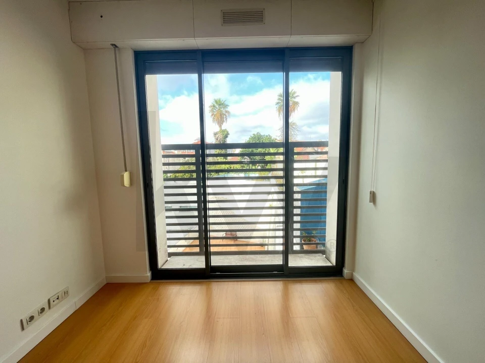 Apartamento T1 para Arrendamento em Santa Maria Maior Foto 26