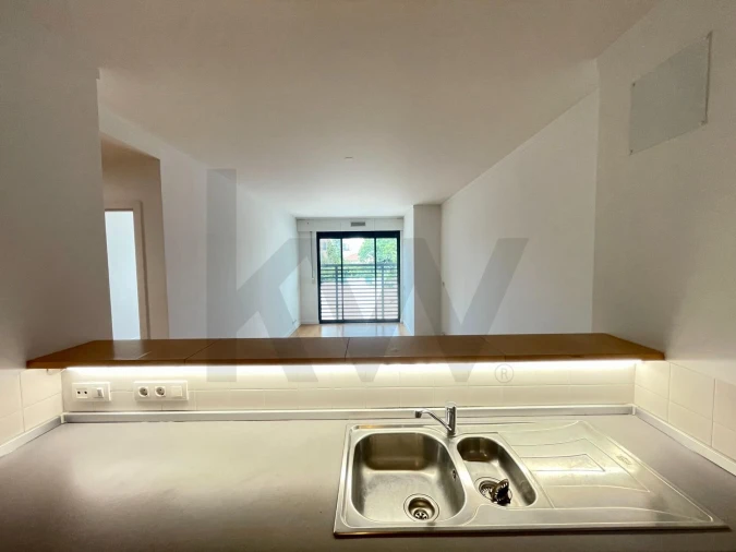 Apartamento T1 para Arrendamento em Santa Maria Maior Foto 17