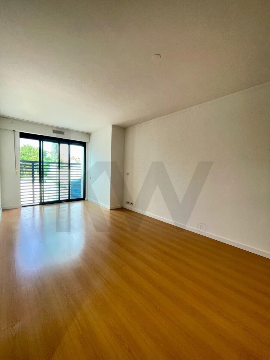 Apartamento T1 para Arrendamento em Santa Maria Maior Foto 19