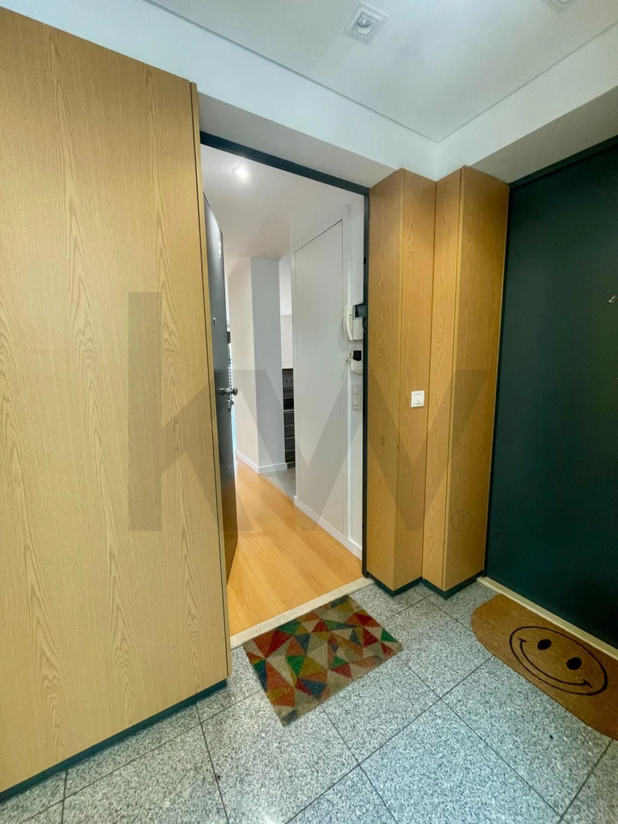 Apartamento T1 para Arrendamento em Santa Maria Maior Foto 28