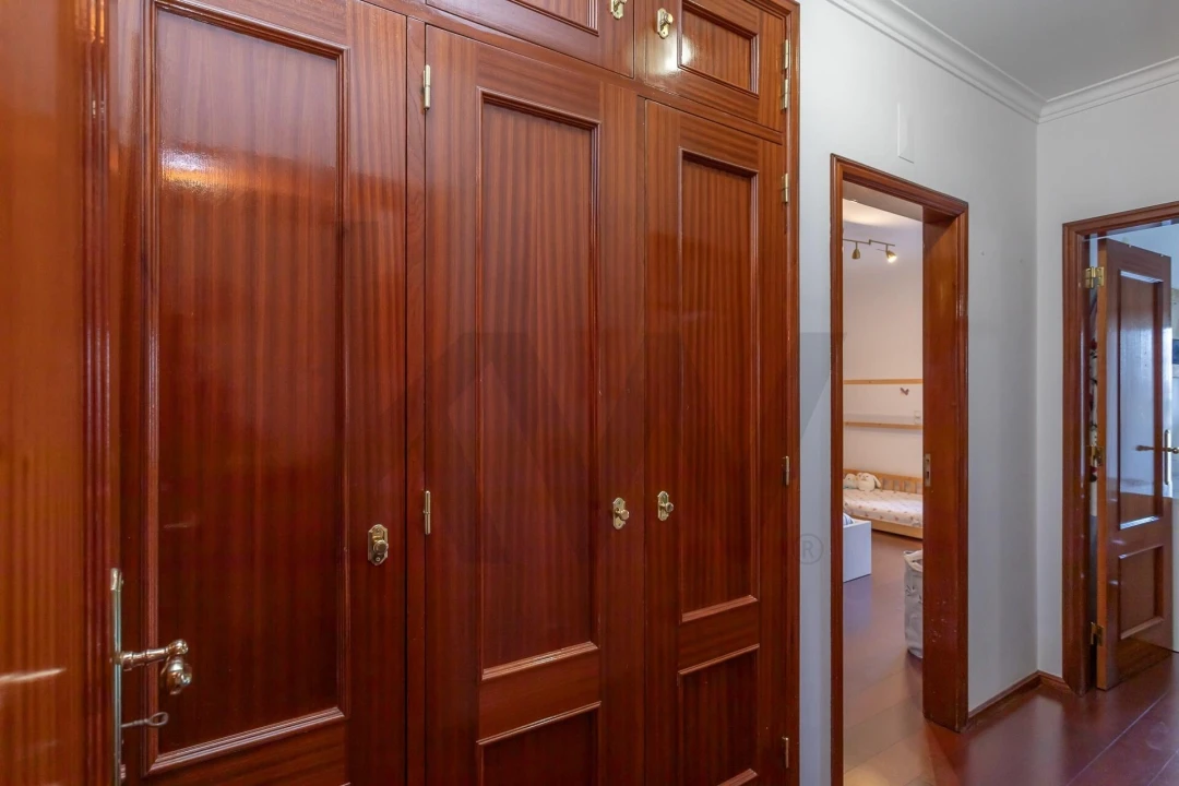 Apartamento T2 para Venda em São Domingos de Rana Foto 8