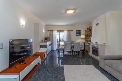 Apartamento T2 para Venda em São Domingos de Rana
