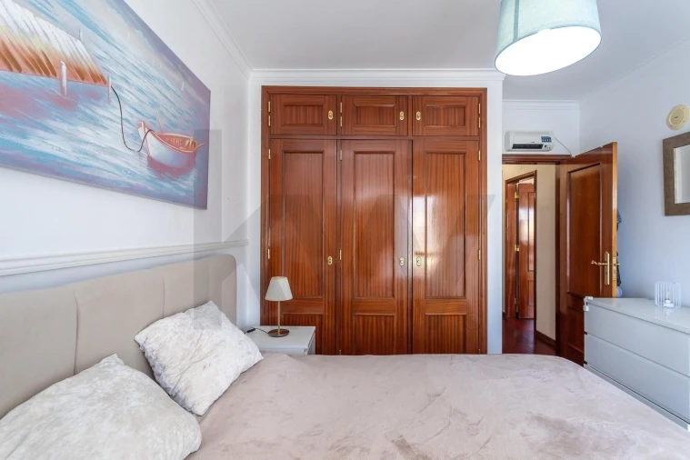 Apartamento T2 para Venda em São Domingos de Rana Foto 16