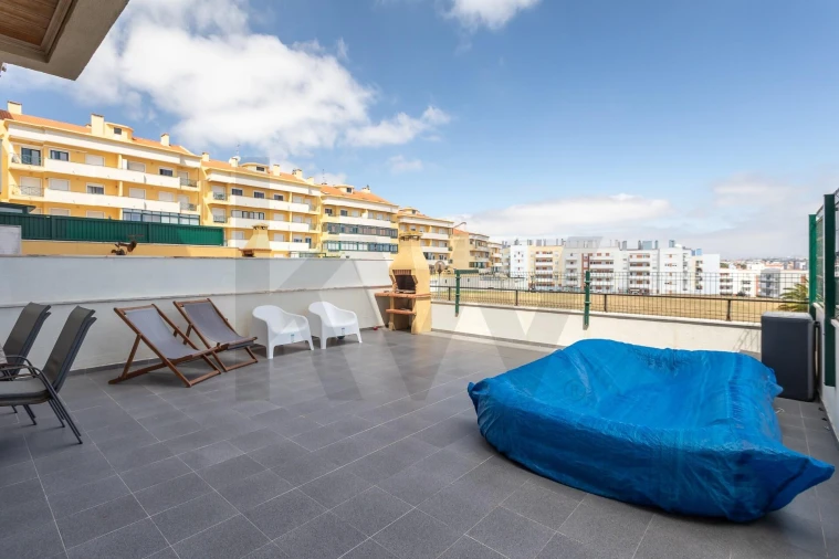 Apartamento T2 para Venda em São Domingos de Rana Foto 26