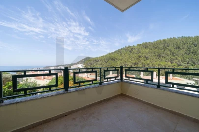 Apartamento T2 para Venda em Sesimbra (Santiago)