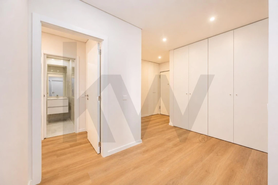 Apartamento T2 para Venda em Venteira Foto 8