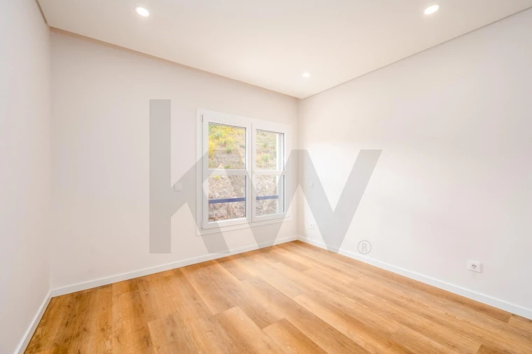 Apartamento T2 para Venda em Venteira Foto 14