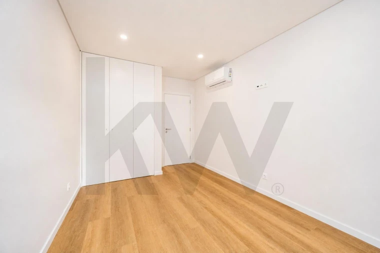 Apartamento T2 para Venda em Venteira Foto 18