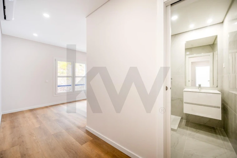 Apartamento T2 para Venda em Venteira Foto 15