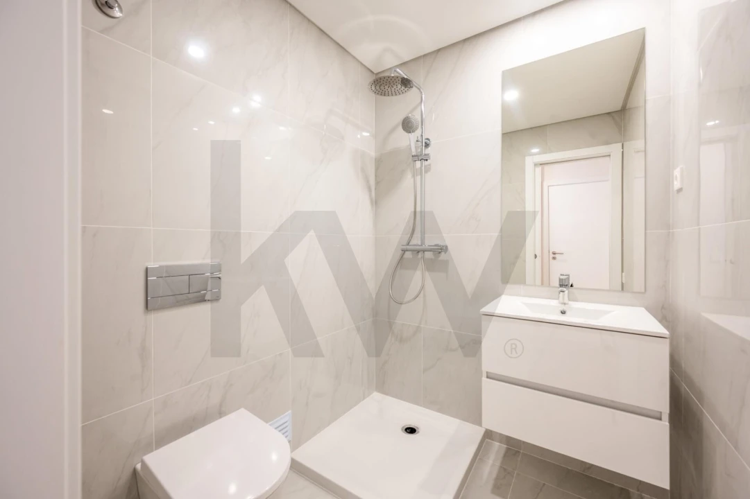 Apartamento T2 para Venda em Venteira Foto 16