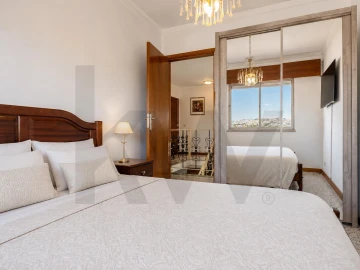 Apartamento T5 para Venda em Encosta do Sol
