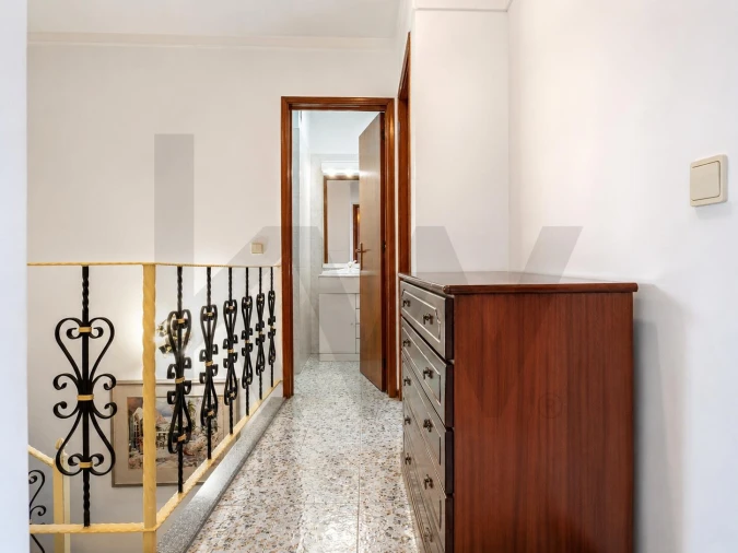 Apartamento T5 para Venda em Encosta do Sol Foto 13