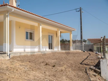 Moradia T3 para Venda em Fraguas