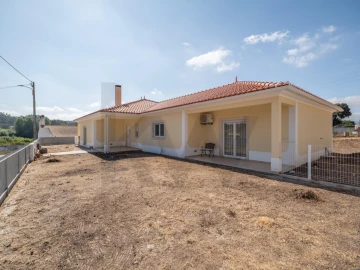 Moradia T3 para Venda em Fraguas