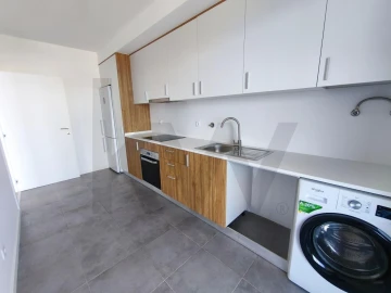 Apartamento T2 para Venda em Caniço