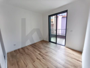 Apartamento T2 para Venda em Caniço