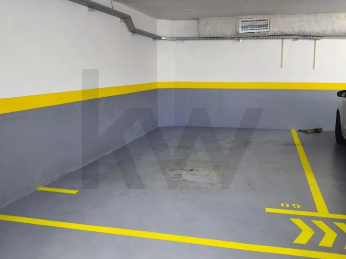 Apartamento T2 para Venda em Caniço Foto 20