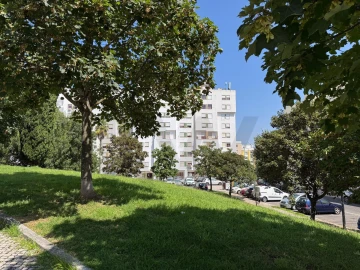 Apartamento T2 para Venda em Loures
