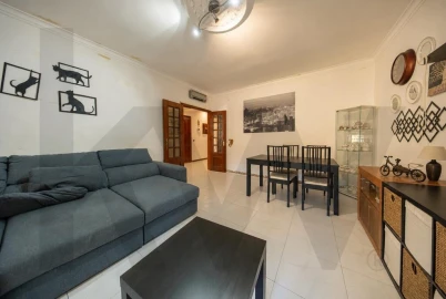 Apartamento T2 para Venda em Loures
