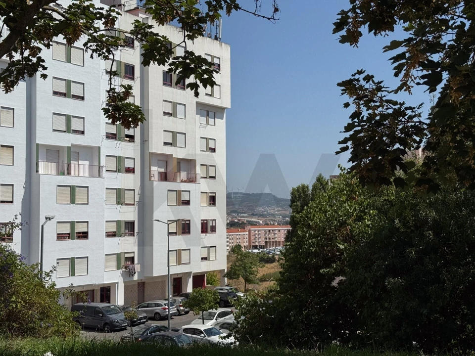 Apartamento T2 para Venda em Loures Foto 14