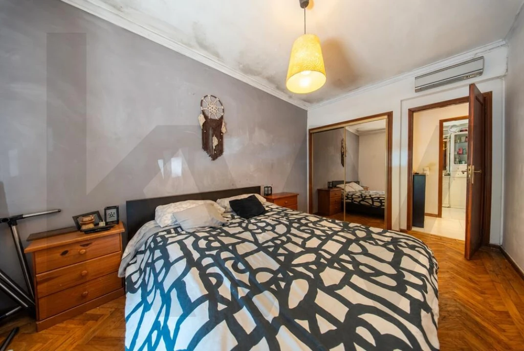 Apartamento T2 para Venda em Loures Foto 8