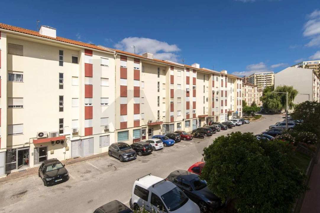 Apartamento T2 para Venda em Póvoa de Santa Iria e Forte da Casa Foto 16