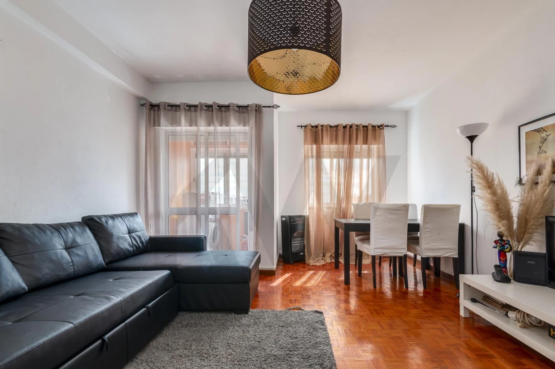 Apartamento T2 para Venda em Póvoa de Santa Iria e Forte da Casa Foto 8
