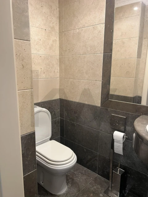 Apartamento T4 para Arrendamento em Carnaxide e Queijas