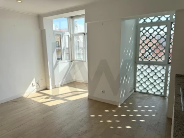 Apartamento T1 para Arrendamento em Arroios