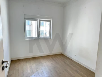 Apartamento T1 para Arrendamento em Arroios